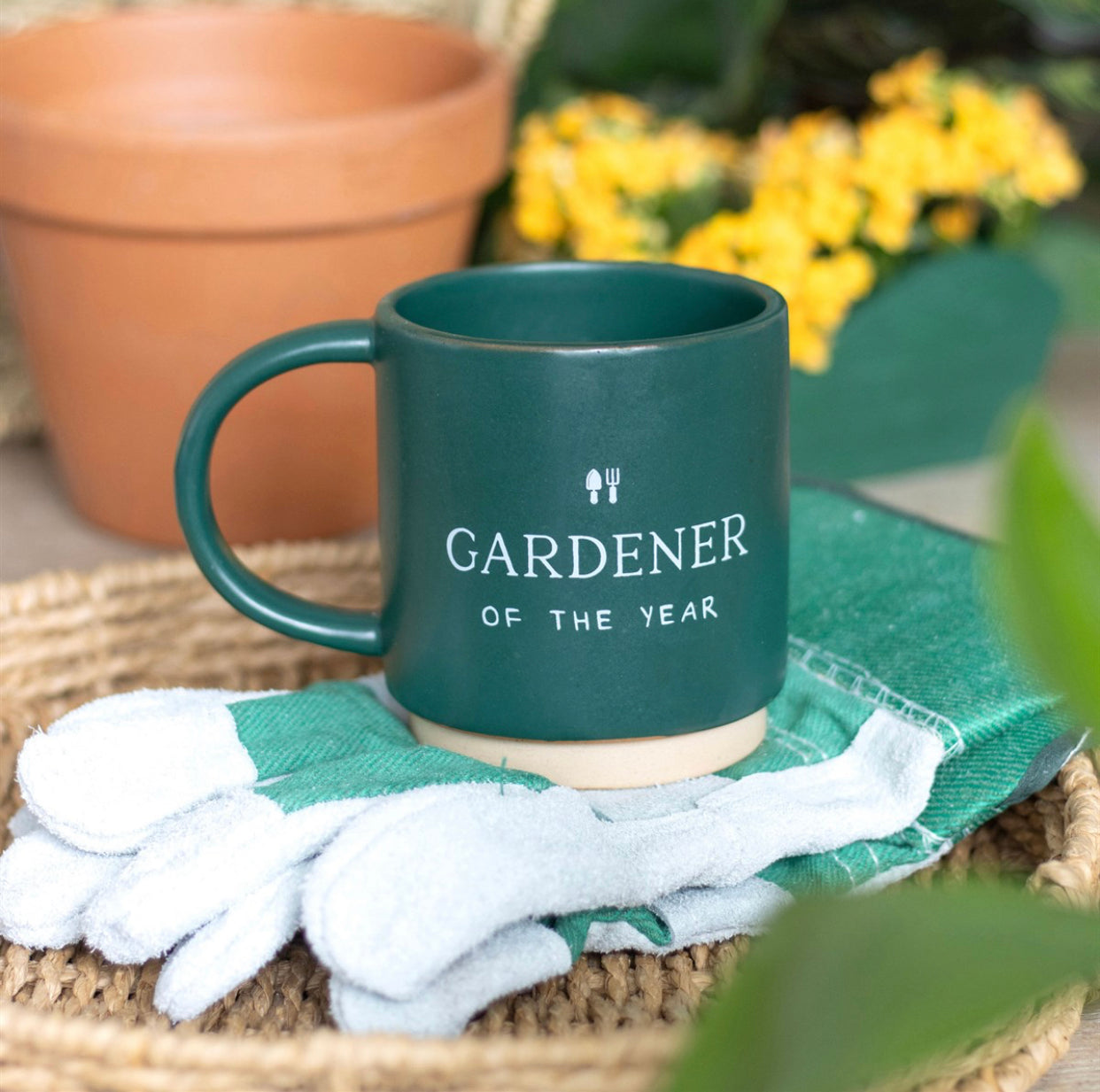 Gardener Of The Year Mug & Glove Set